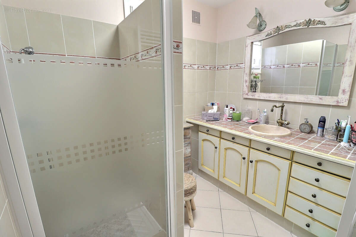 Maison à SAINT-GENIES-DES-MOURGUES