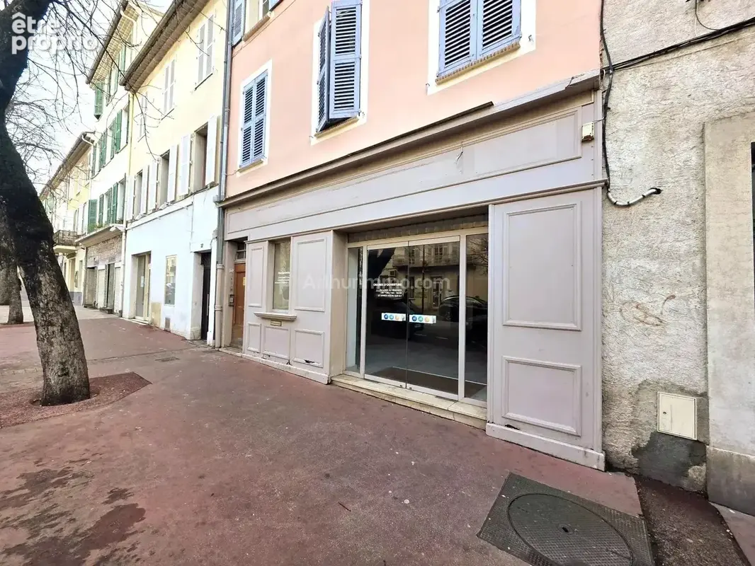 Commerce à DRAGUIGNAN