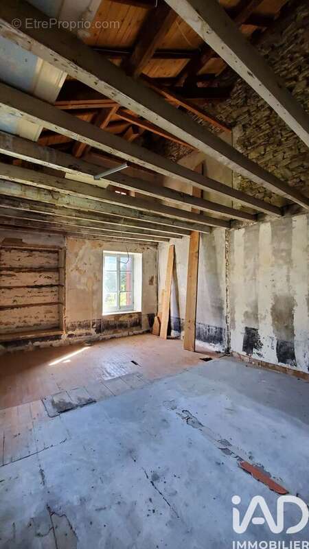 Maison 69 m² à Rencurel  - photo 8