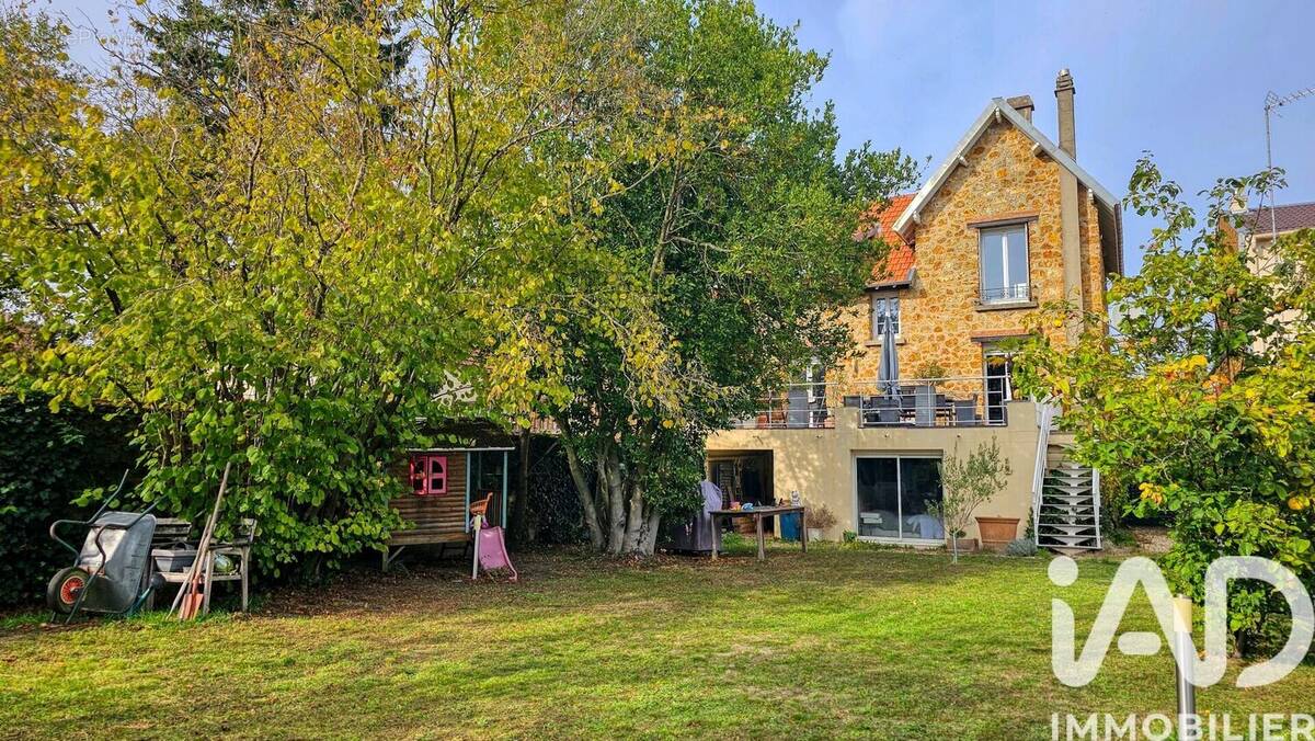 Photo 1 - Maison à POISSY