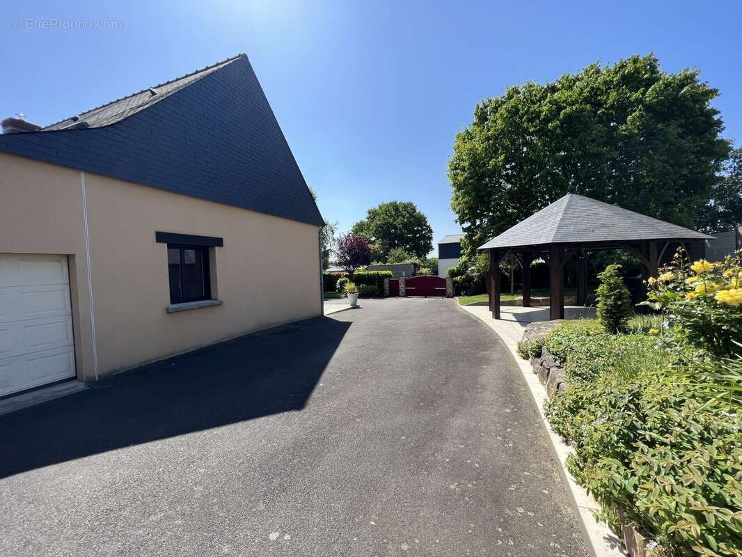 Maison à CHATEAUGIRON