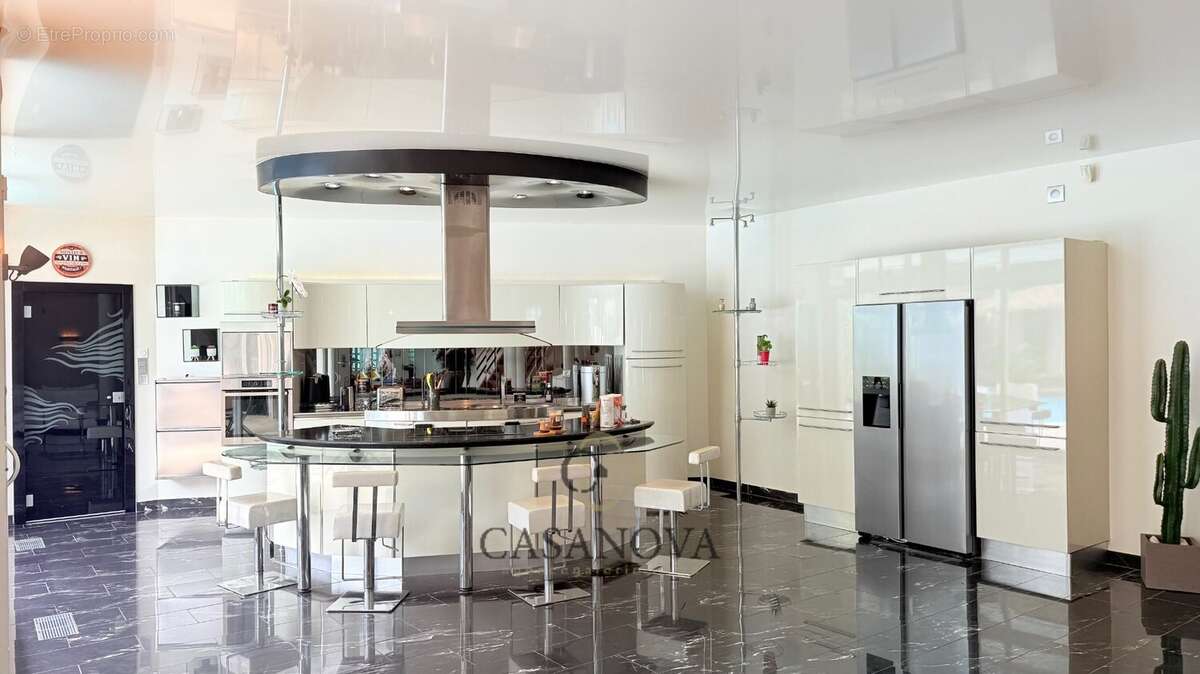 Villa d'architecte entre douceur et art de vivre - photo 10