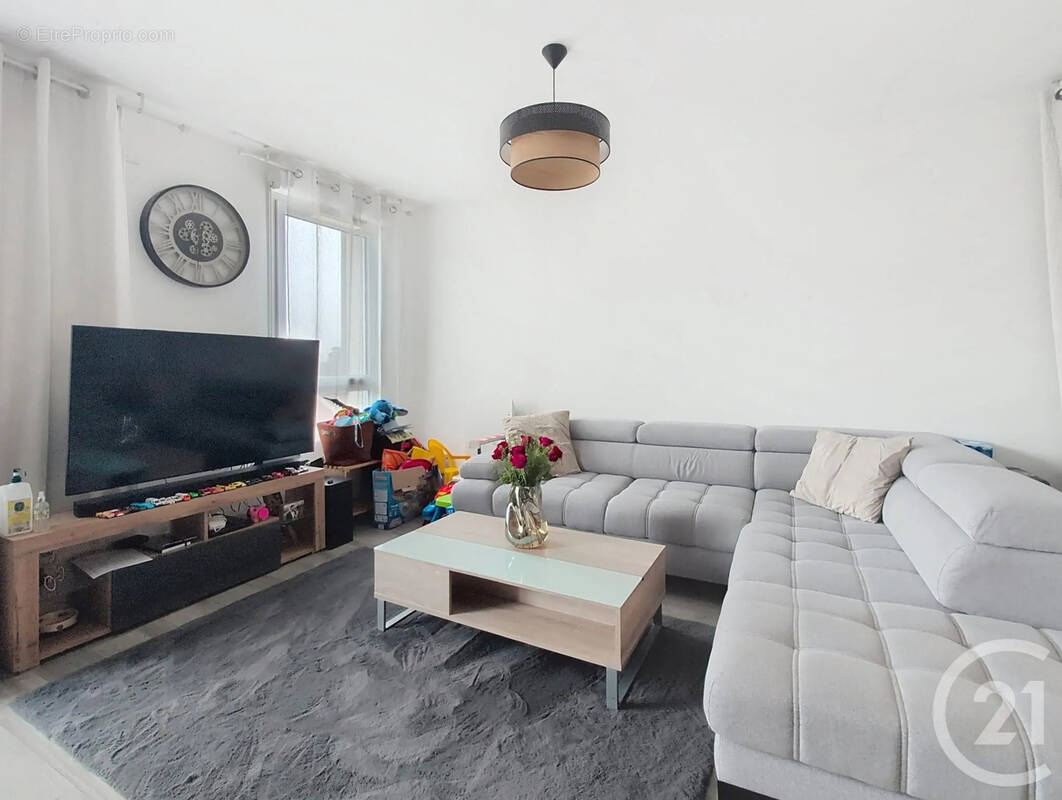 Appartement à DAMMARIE-LES-LYS