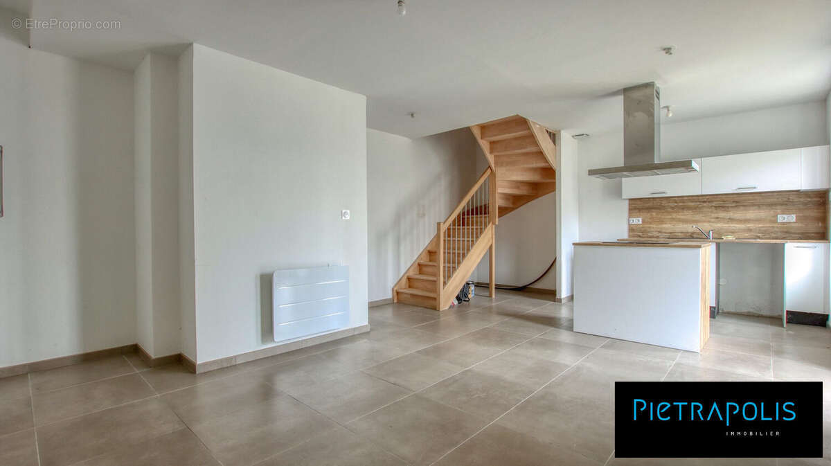 Appartement 81 m² à Agnin  - photo 4