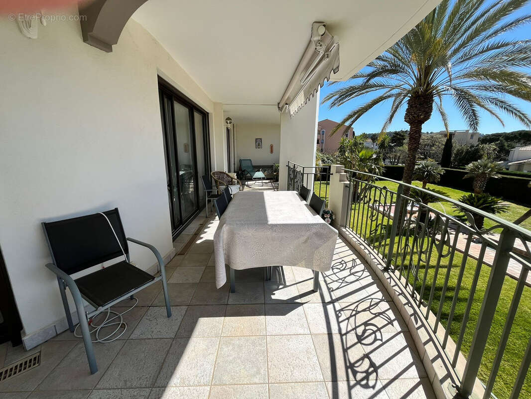Appartement à SANARY-SUR-MER