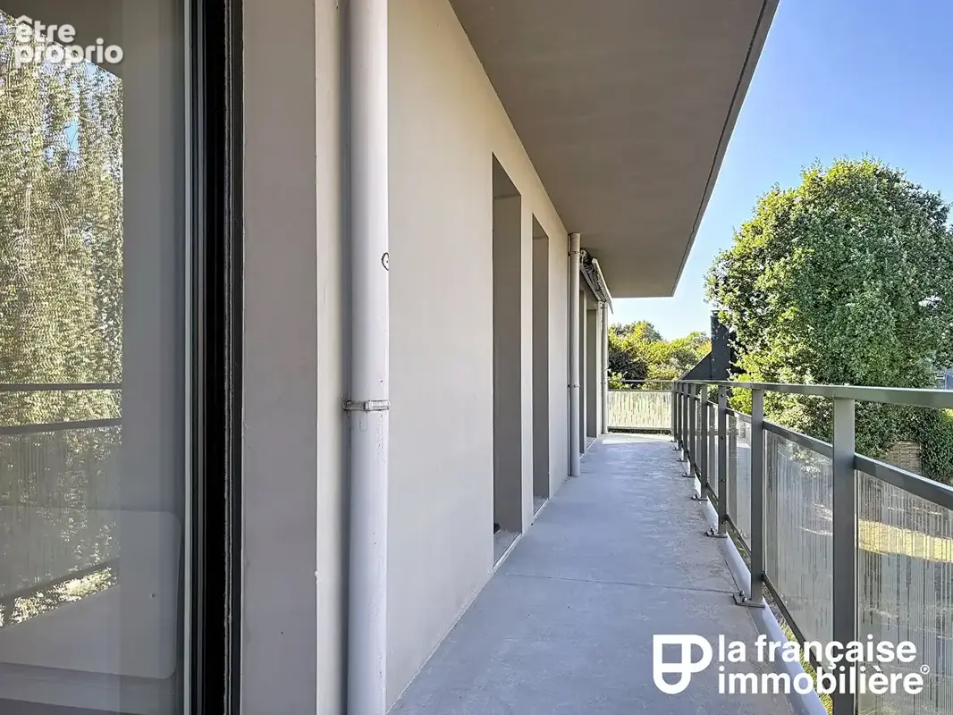 Vente appartement T4 - 78.8 m² L'HERMITAGE - 3 chambres, balcon, garage - photo 10