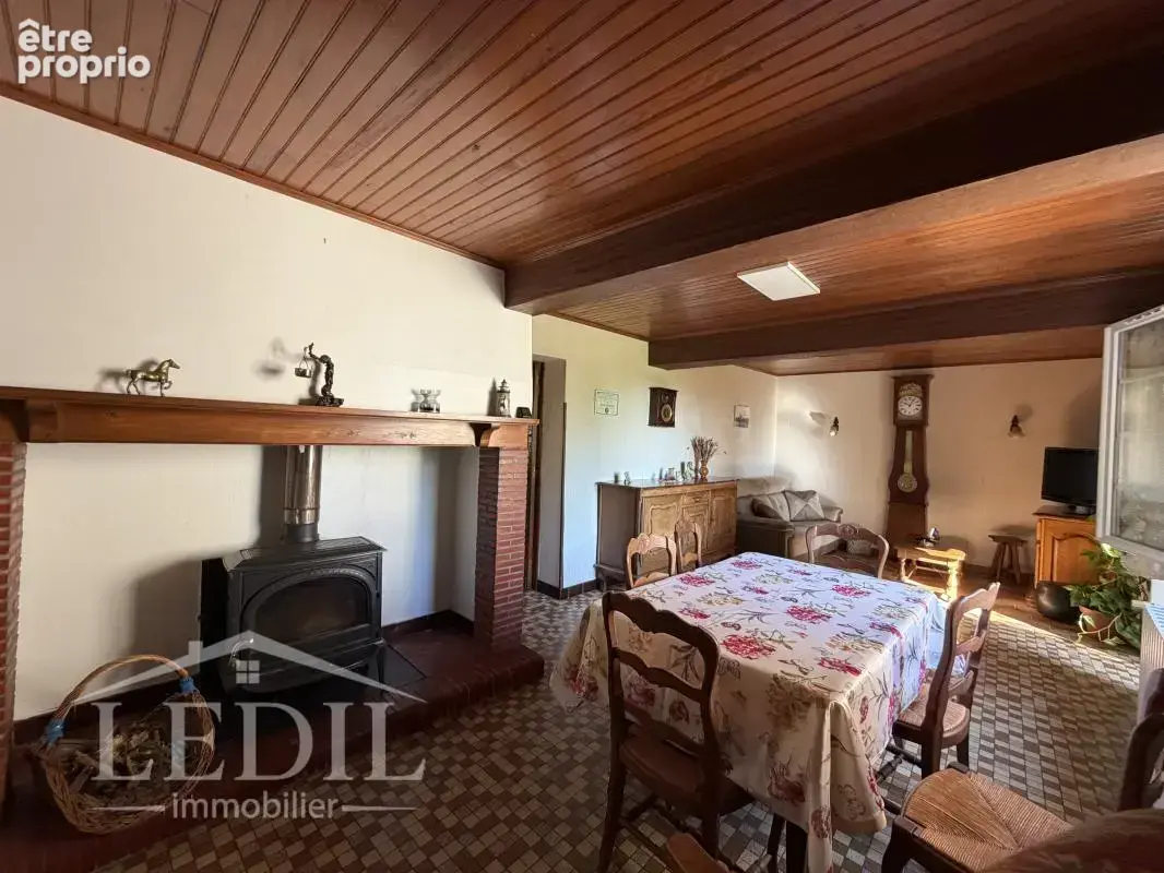 Maison de campagne avec hangar et garage - photo 8
