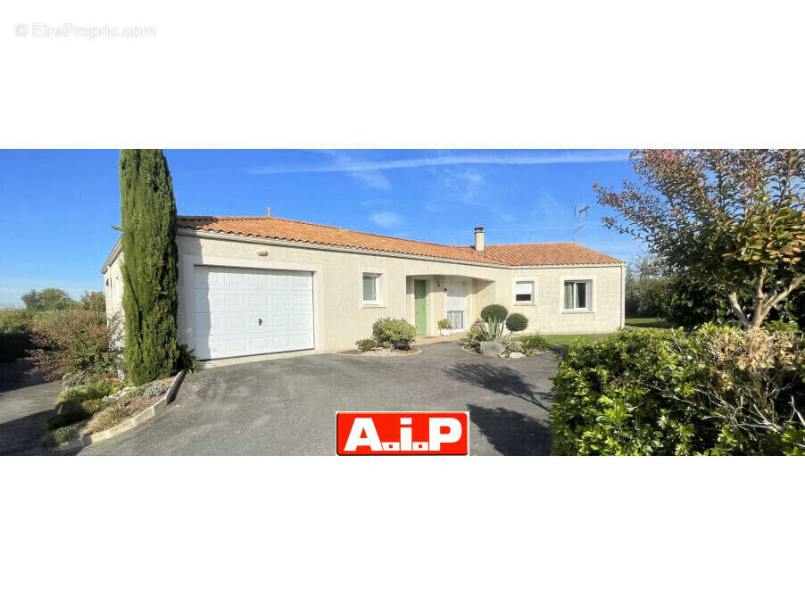 Maison à LA TARDIERE