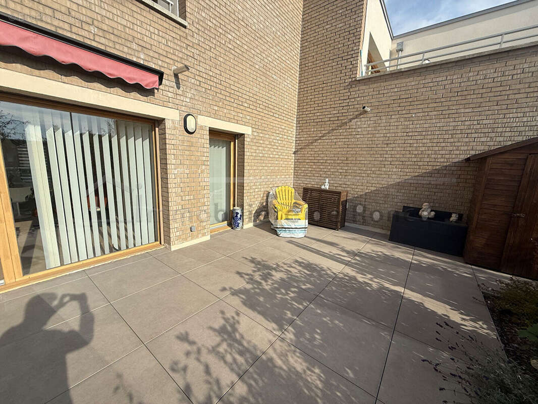 Appartement à QUESNOY-SUR-DEULE