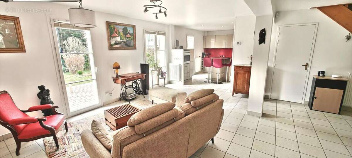 Maison à BOIS-D'ARCY