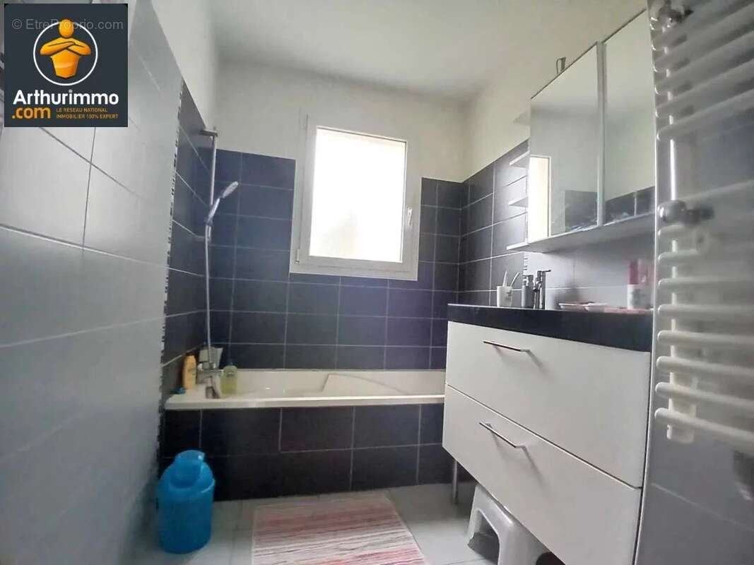 Maison à SAINT-SEBASTIEN-SUR-LOIRE