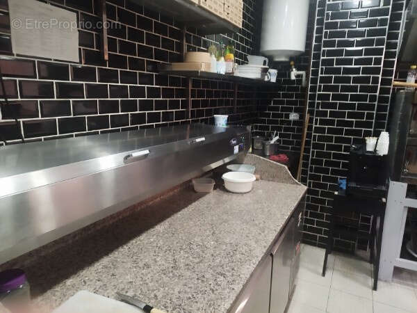 Commerce à PARIS-10E