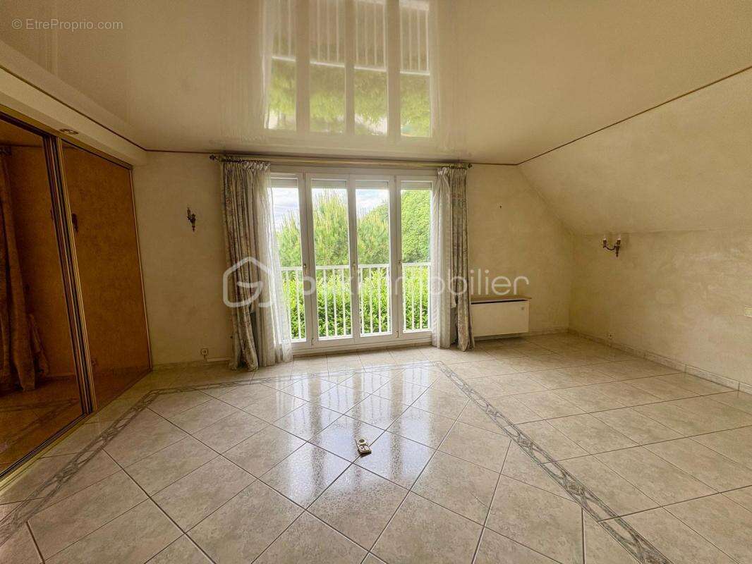 Maison à BALLAINVILLIERS