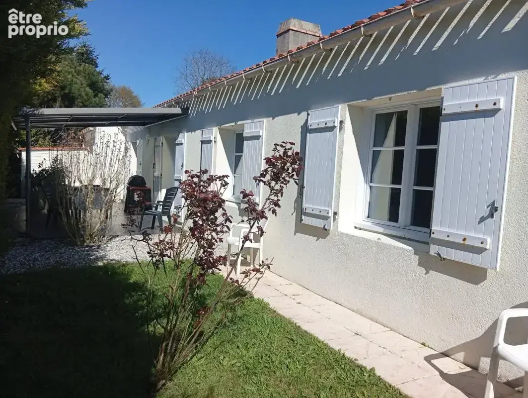 Maison à SAINTE-FOY