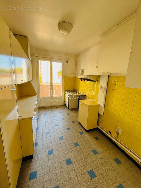Appartement à LYON-6E