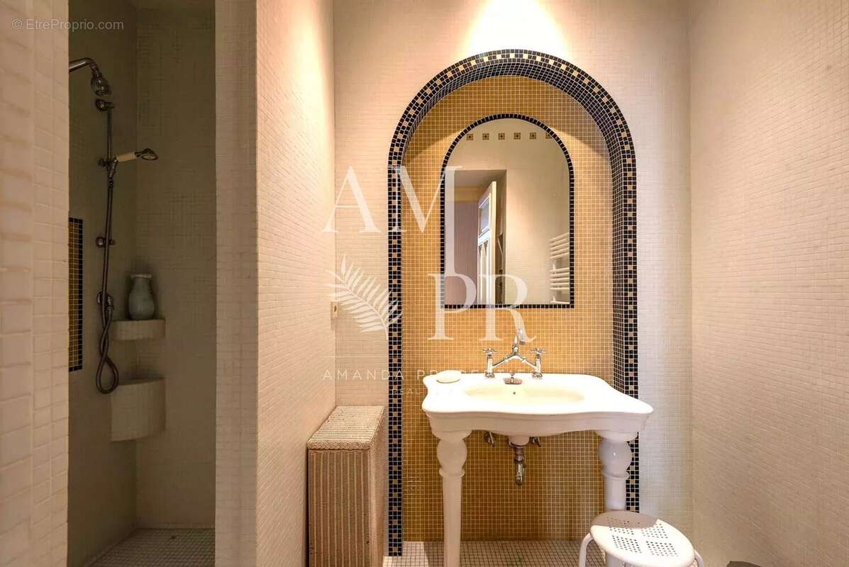 Appartement 242 m² à Nice  - photo 9