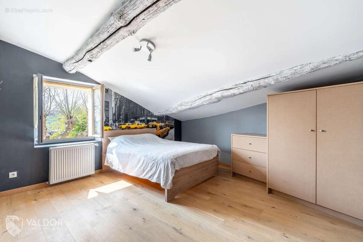 Maison à POLLIONNAY