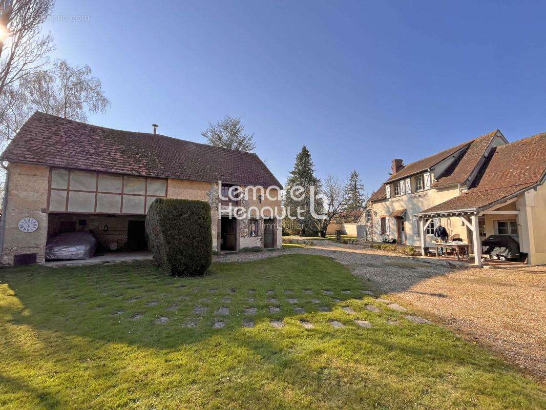 Superbe propriété 2 maisons et granges - photo 4