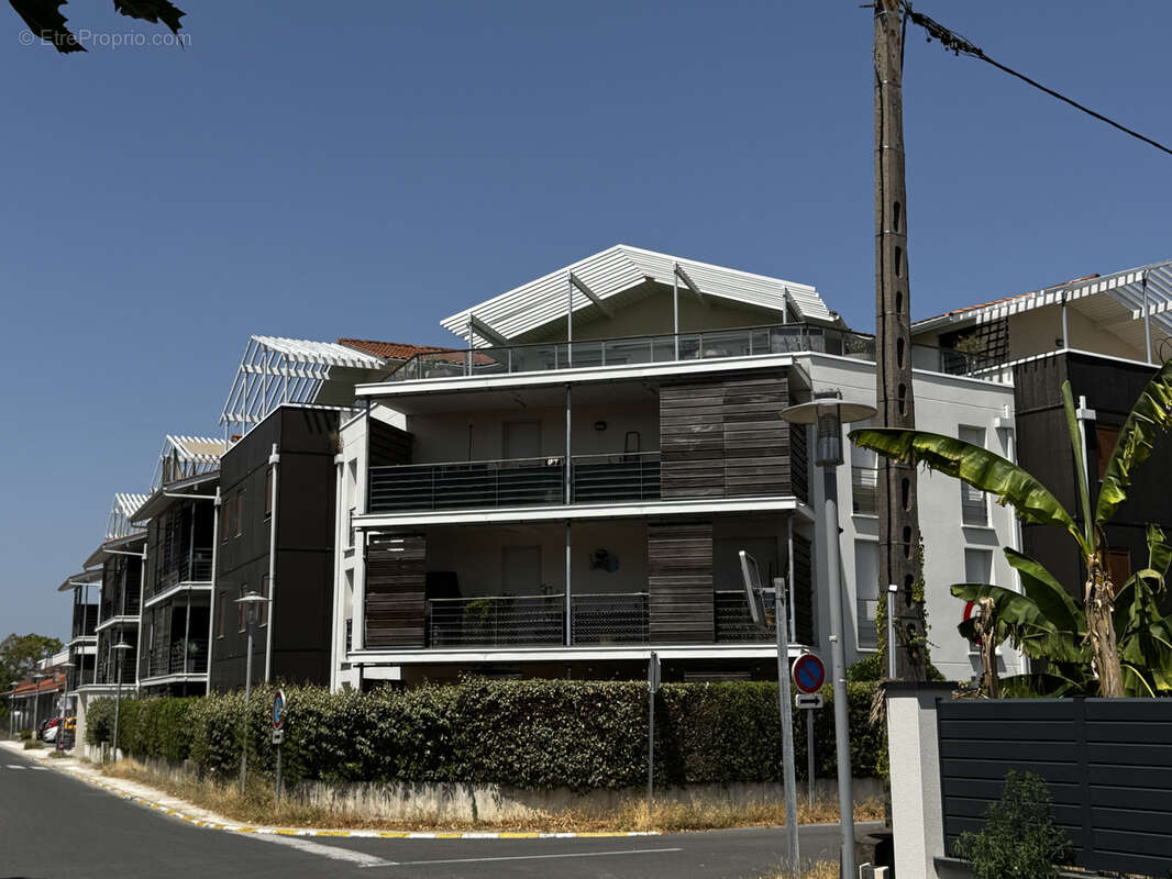 Arès   Appartement haut de gamme T4 de 162m2 avec terrasse panoramique avec une vue sur le bassin d'Arcachon - photo 8