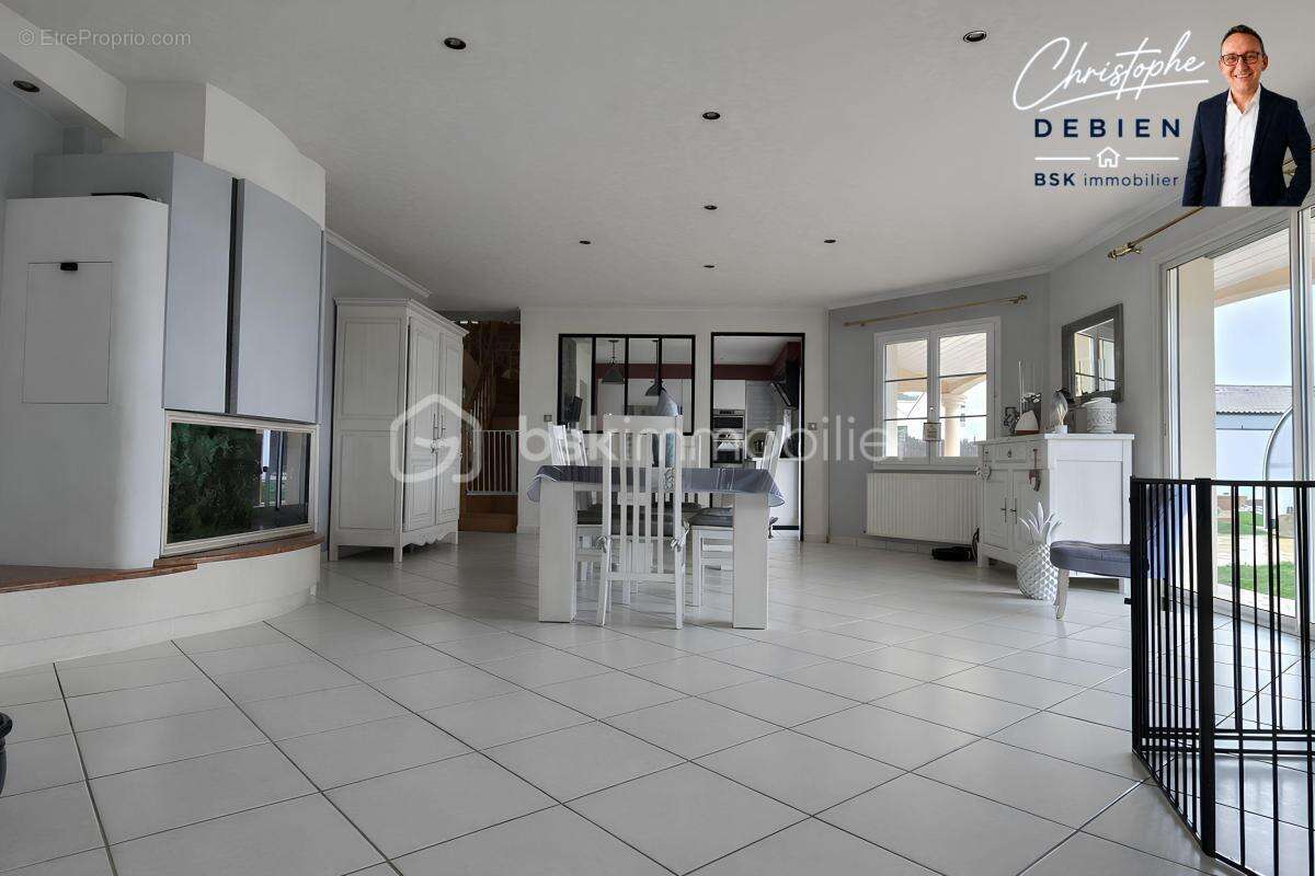  pavillon familial d’exeption – espace – confort - 3 chambres – suite parentale - piscine couverte – terrain clos – l’oie - photo 5