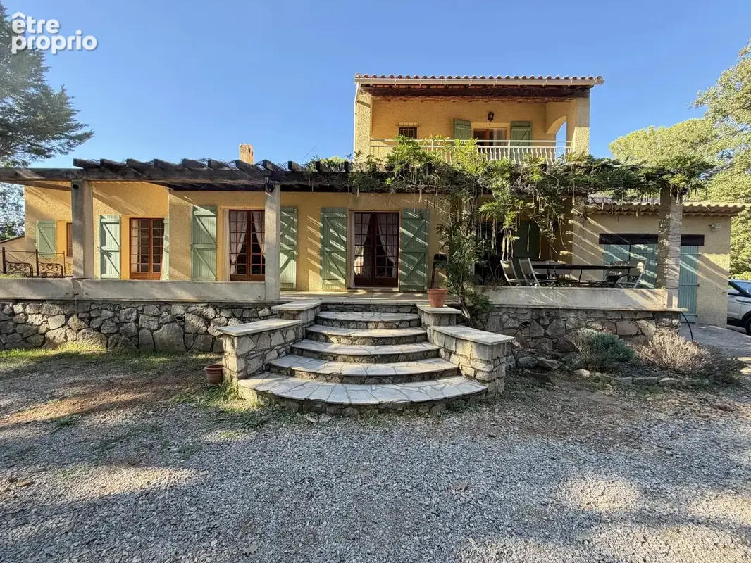 Callas – charme provençal, calme absolu et bel espace piscine - photo 2