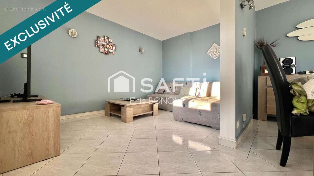 Photo 2 - Appartement à FREJUS