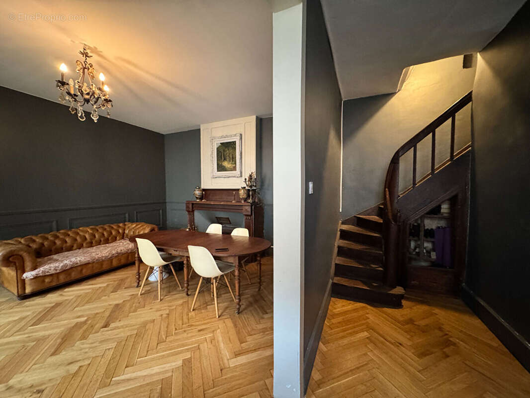 Maison à L'AIGLE
