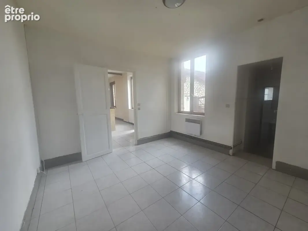 Maison 4 pièces 55 m² à vendre à Marseilles-Les-Aubigny (18320) - photo 7
