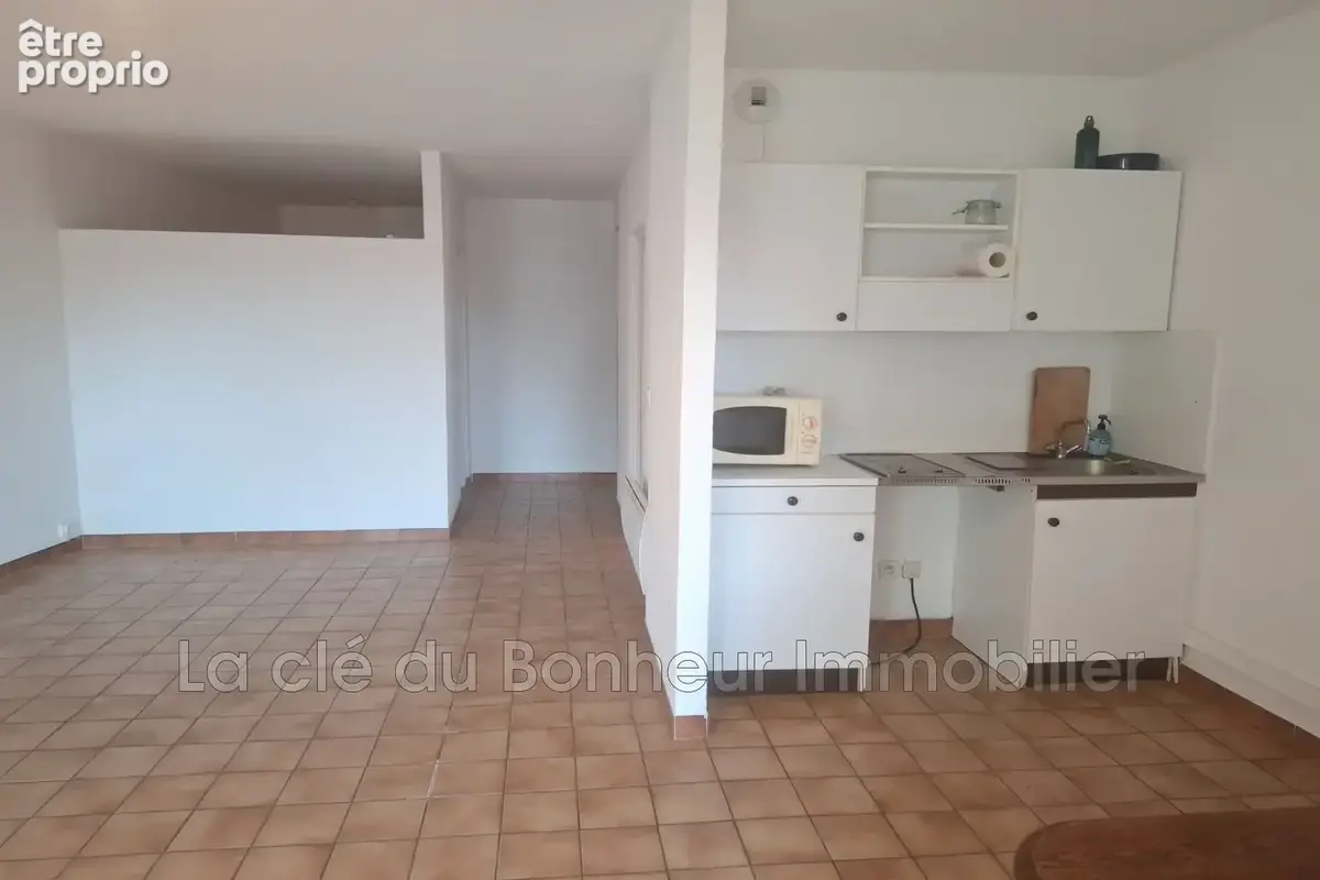 Appartement 56 m² à Sainte-Croix-Du-Verdon  - photo 3