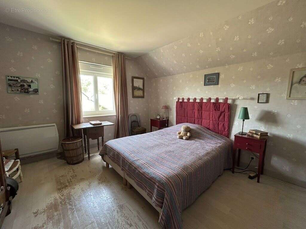 Maison à COSNE-COURS-SUR-LOIRE