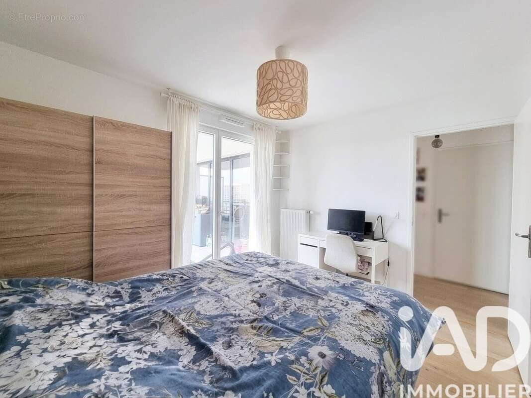 Photo 9 - Appartement à COLOMBES