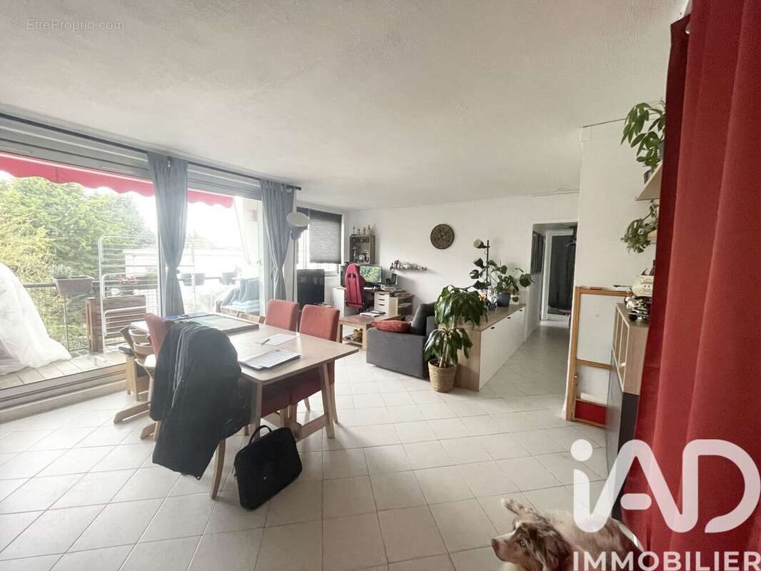 Photo 3 - Appartement à MARLY-LE-ROI