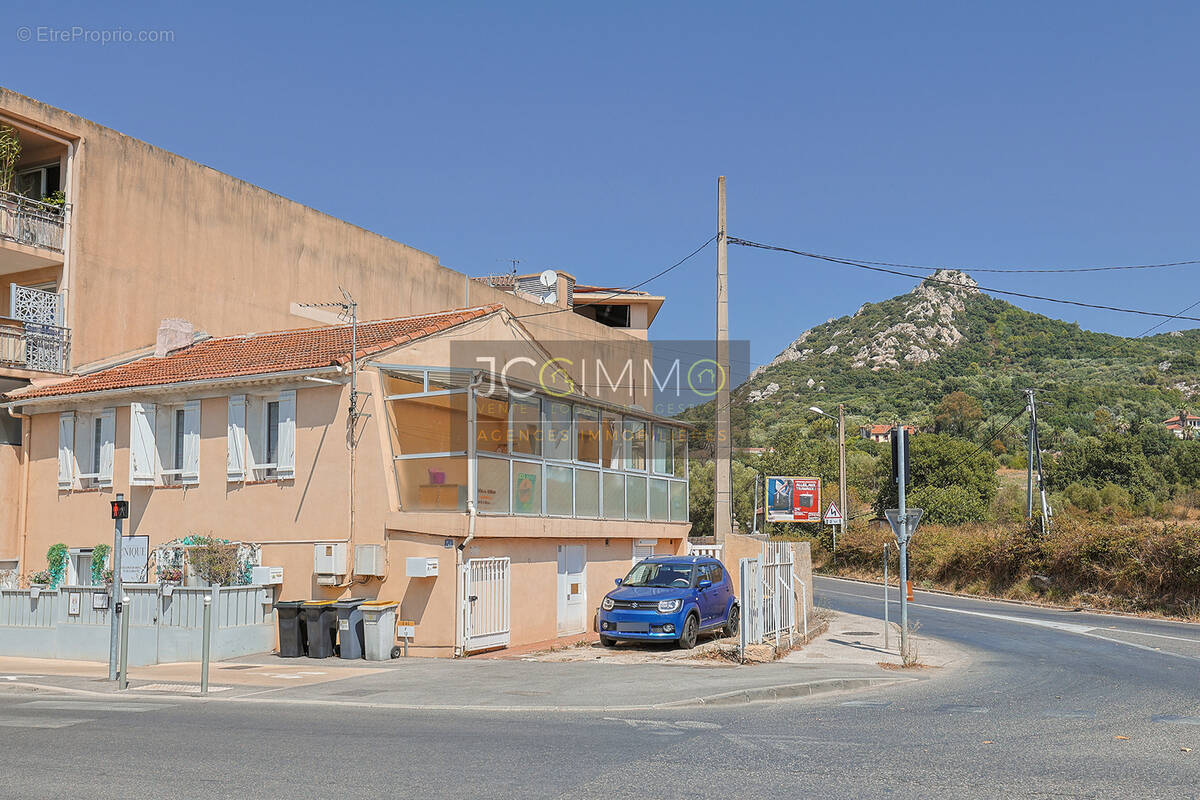 Maison à HYERES