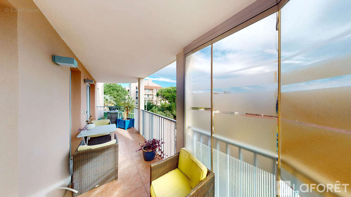 Appartement à FREJUS