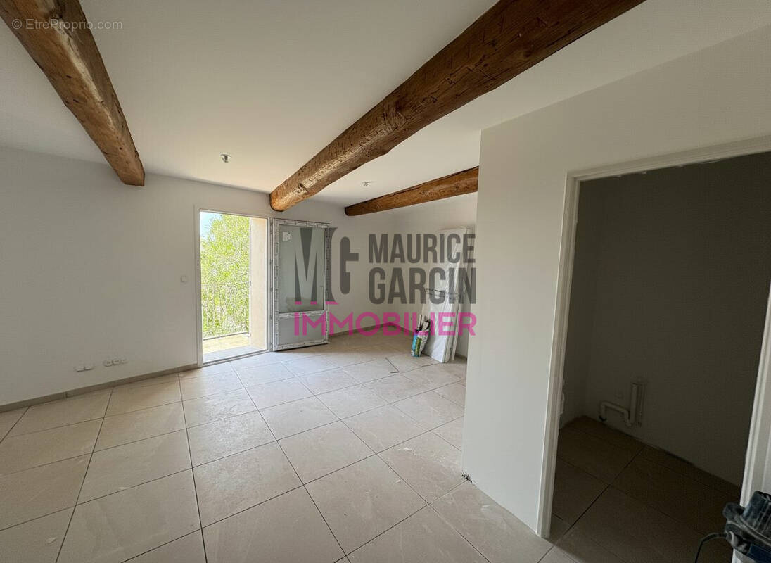 Appartement à VACQUEYRAS