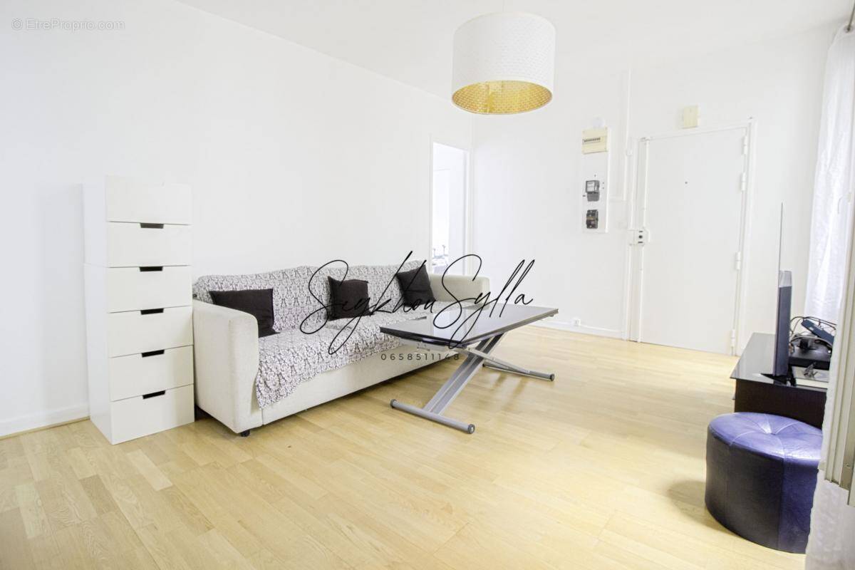 Appartement à PARIS-19E