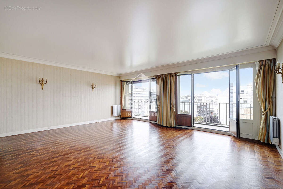 Appartement à PARIS-12E