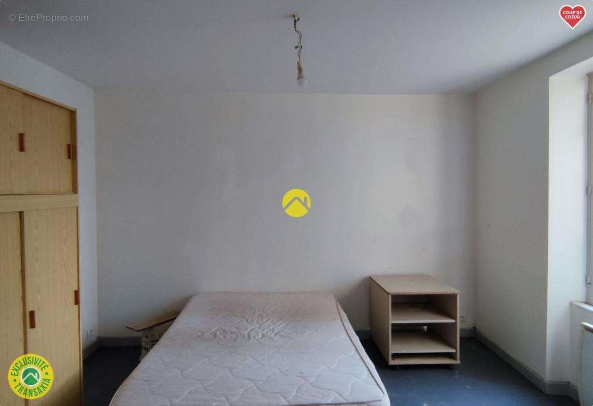 Maison à LA GUERCHE-SUR-L'AUBOIS