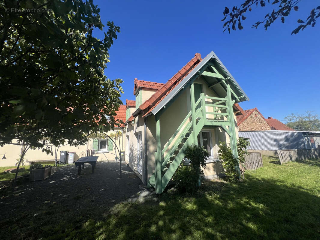 Maison de campagne. On y pose ses valises ! - photo 2