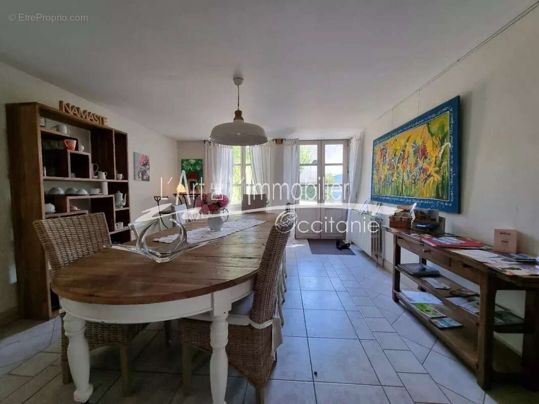 Maison à MERCUES