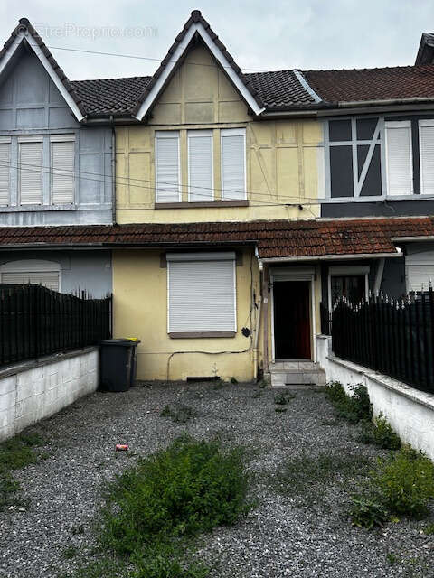 Maison à CRESPIN