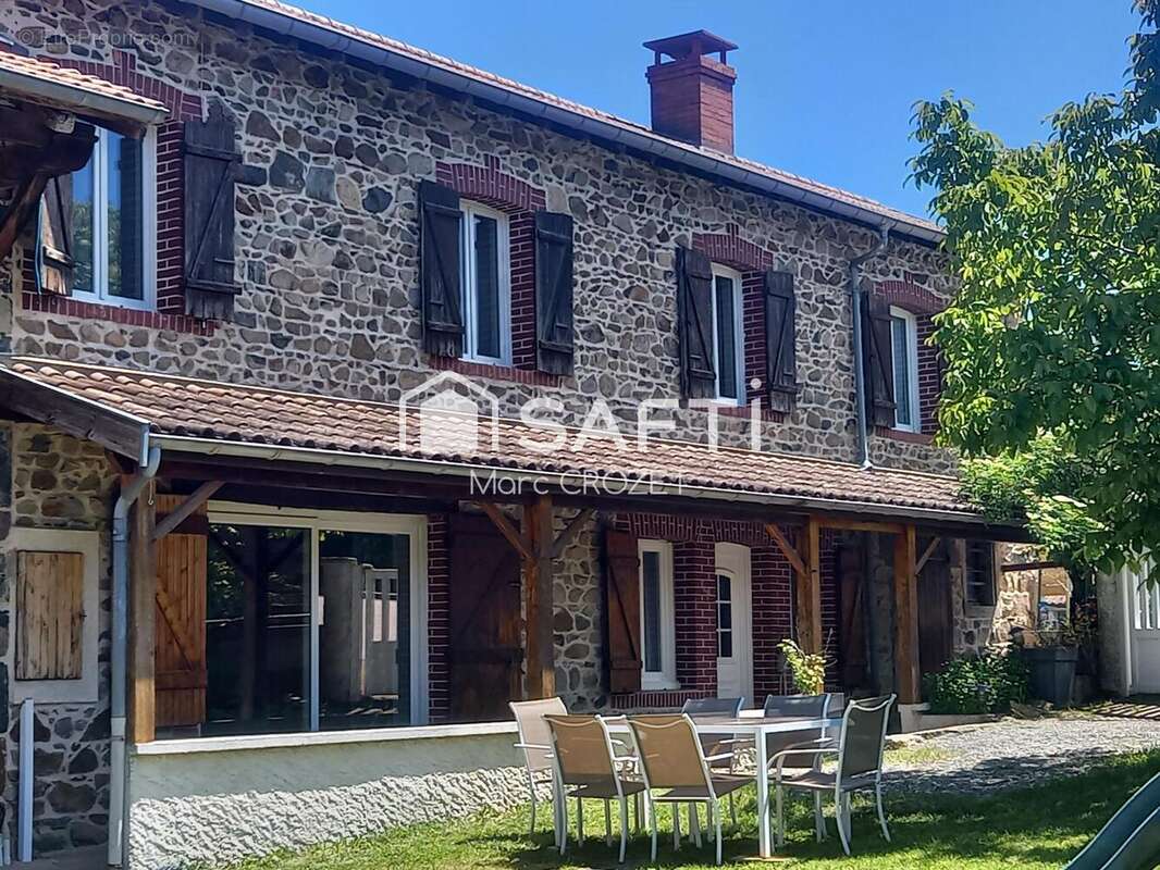 Maison 200 m² à Ouroux  - photo 2