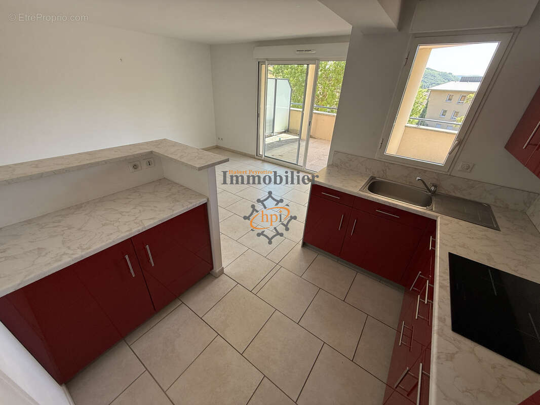 Vente appartement avec ascenseur et garage Saint  Affrique - photo 5