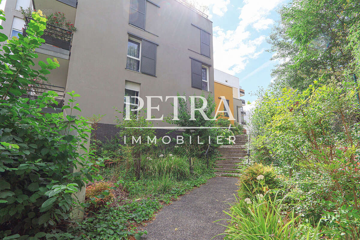 Appartement à BAGNEUX