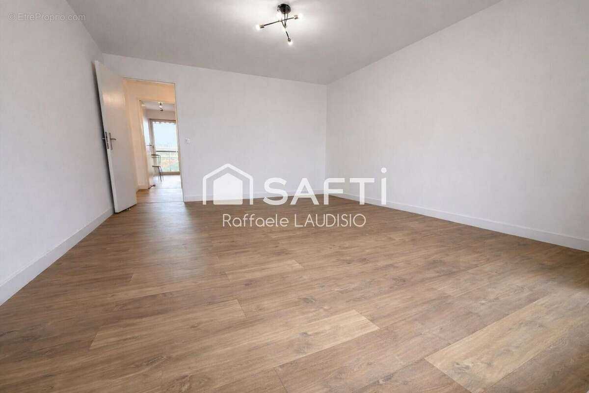 Photo 4 - Appartement à SAINT-RAPHAEL