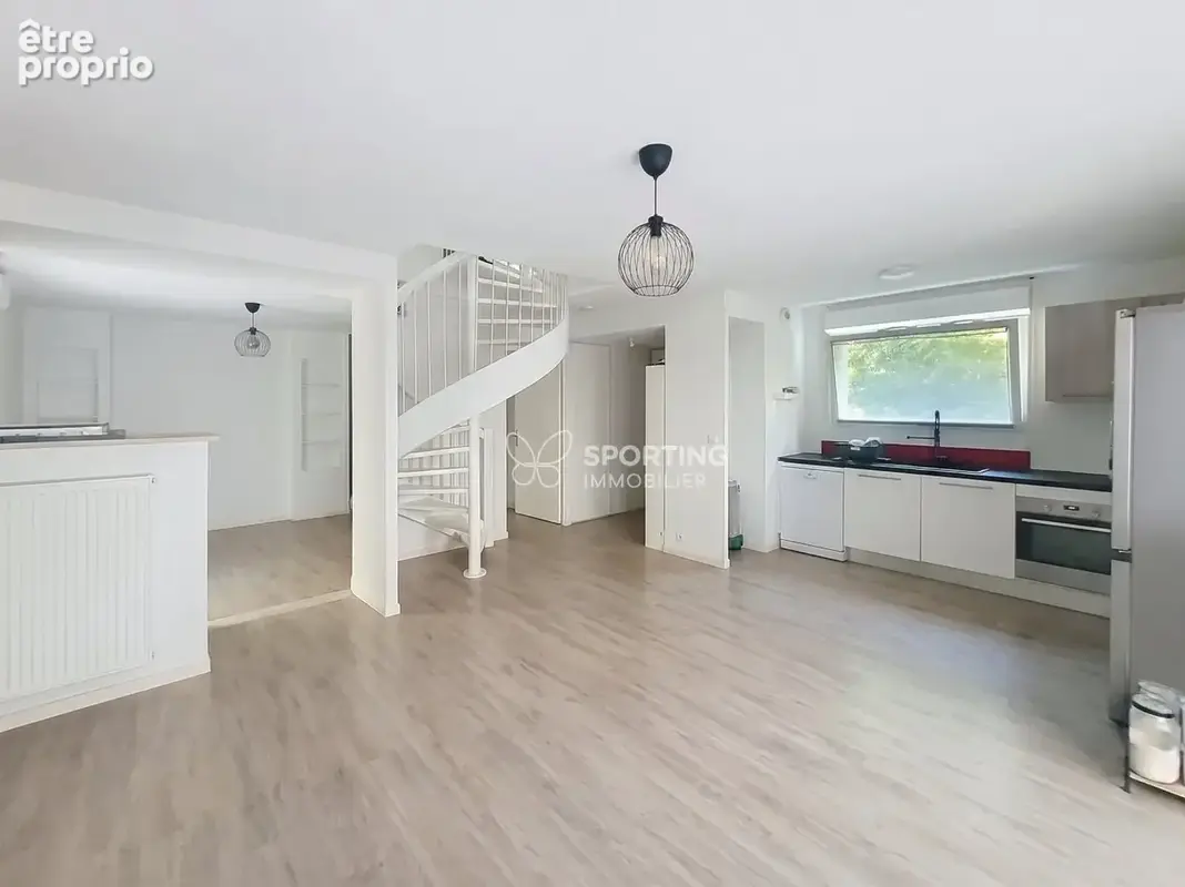 Floirac  Charmante maison T3 avec la possibilité de créer une 3eme chambre - photo 2