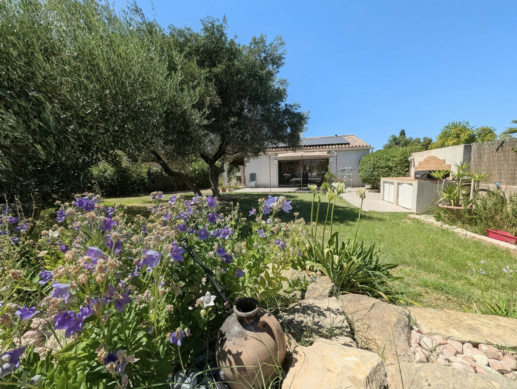 Maison à VILLETELLE