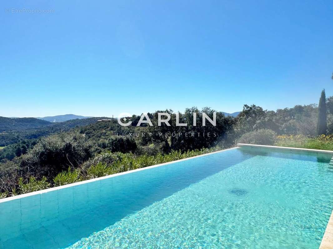 Maison à LA GARDE-FREINET