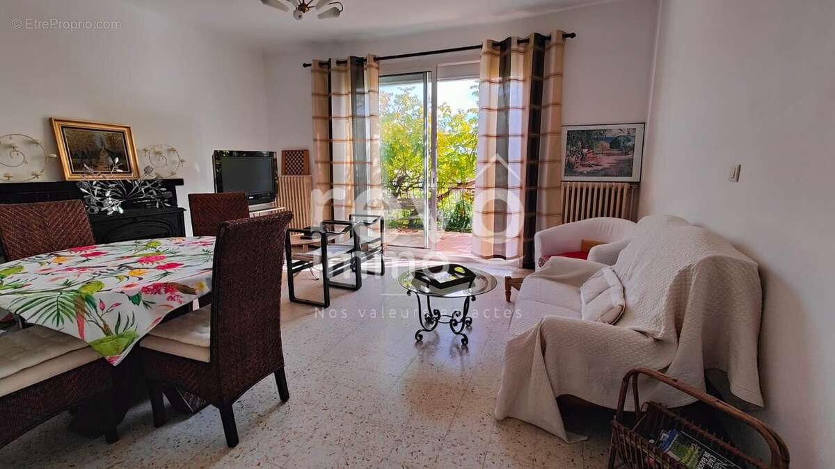 Deux logements en un : un potentiel incroyable ! - photo 5