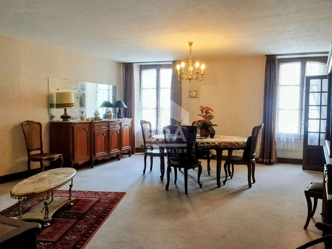 Maison 165 m² à Lignieres  - photo 2